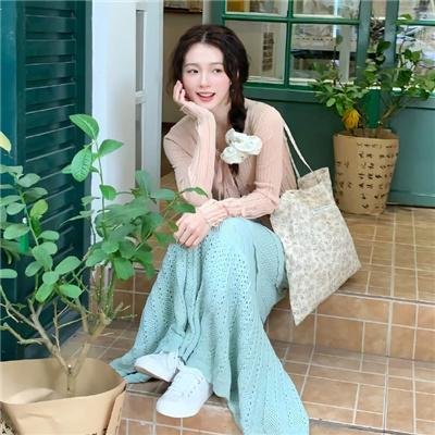 女警出更
